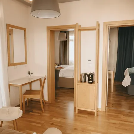 Giardino High Living Apartment Drama